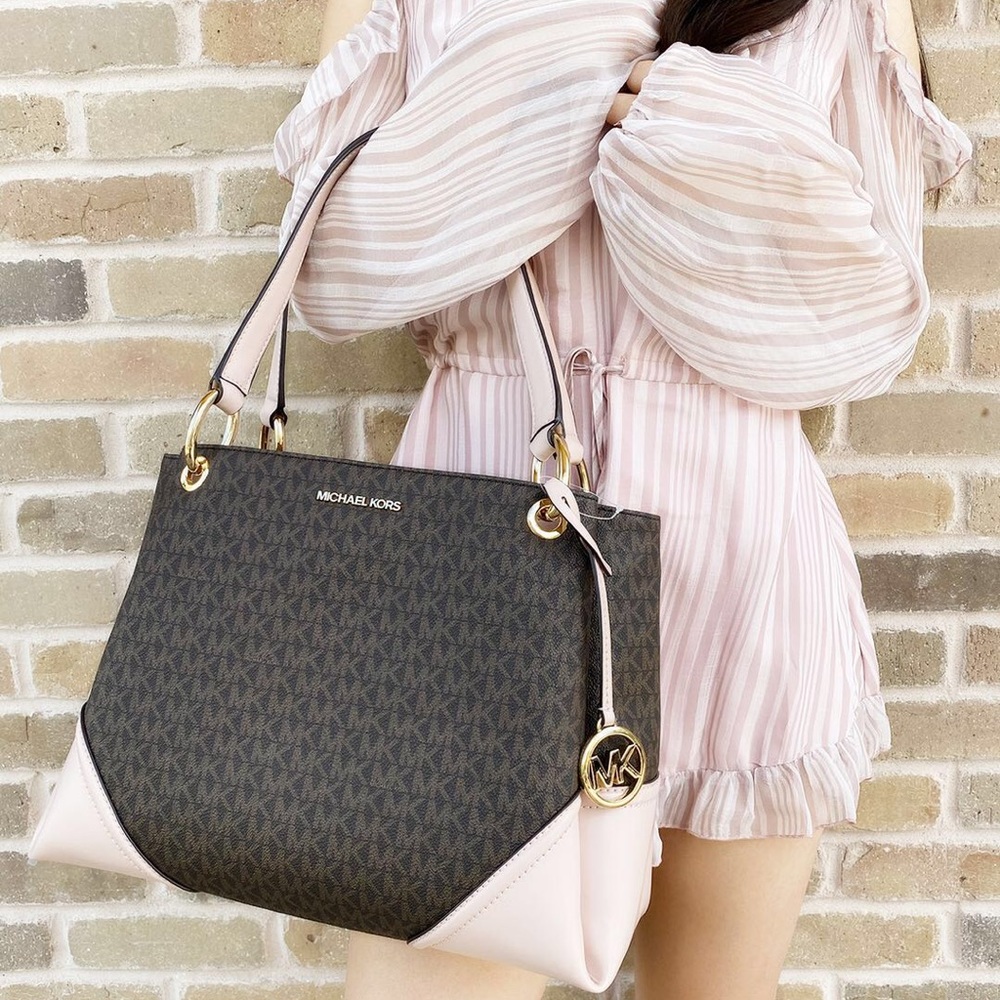 Gaby’sBags💕Michael Kors Tote& Wallet SET NWT - Picture 4 of 8